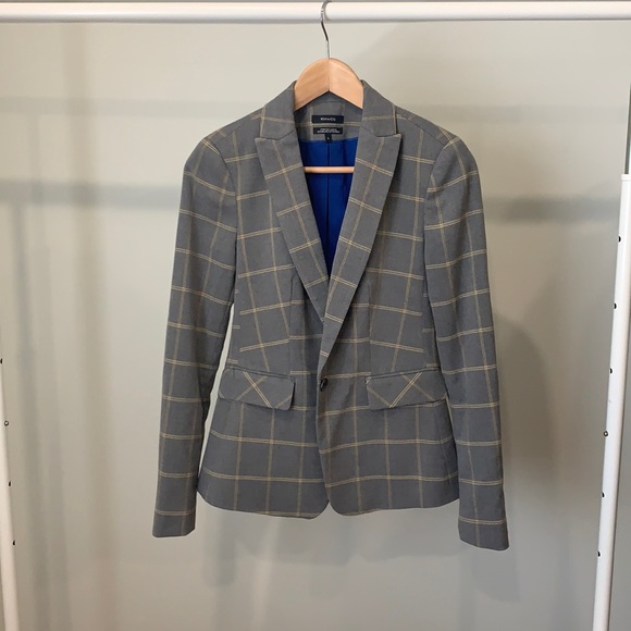 Never worn checkered blazer - Picture 1 of 3